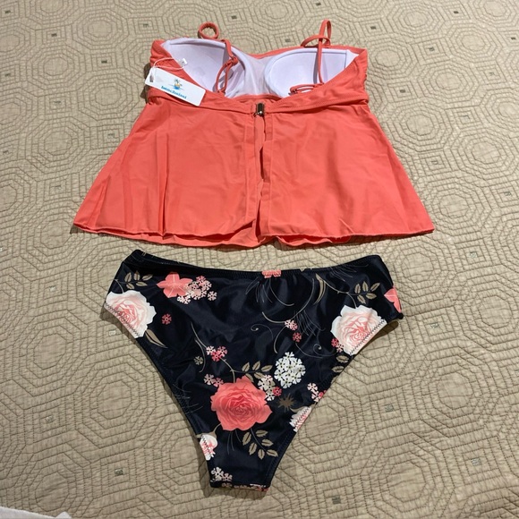 Beachsissi Coral and Floral Bottom Women's Swim Set Tankini - Picture 2 of 10